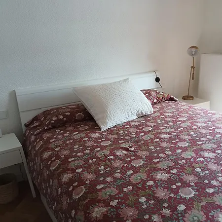 Con Vistas En El Puerto De Donostia