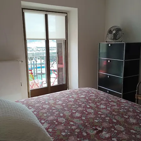 Con Vistas En El Puerto De Donostia דירה